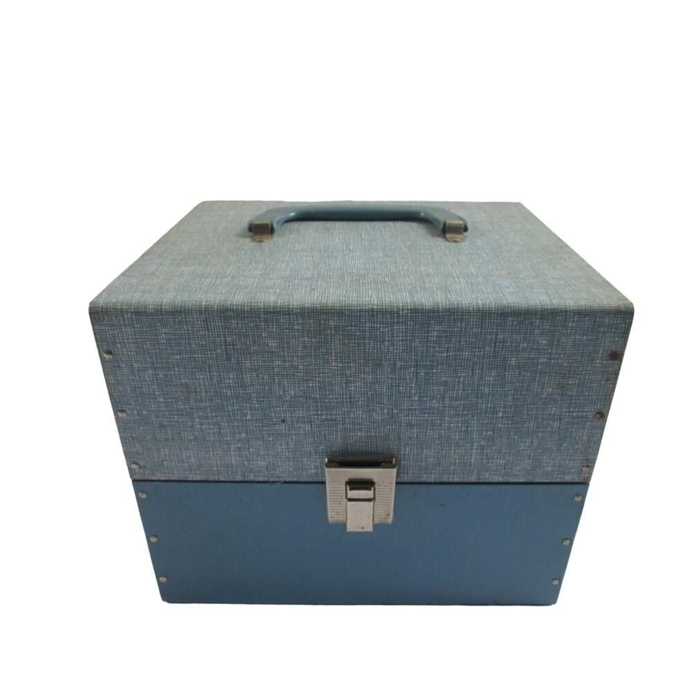Vintage Korvette Dept. Store‎ Film Canisters with Storage Case & Accessories